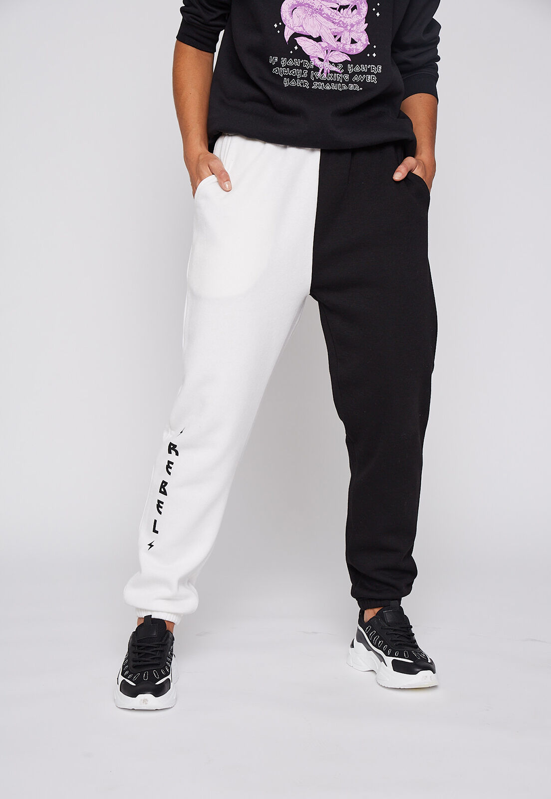 Pantalon bicolor blanco y discount negro